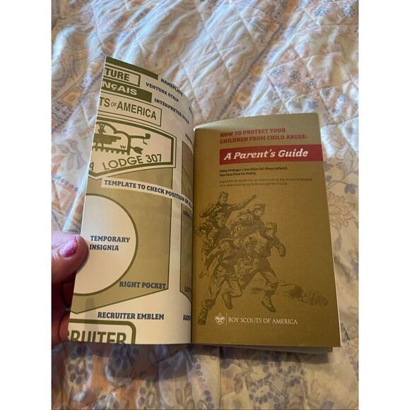 BSA 2009 A Guide to Adventure, A Guidebook for Life The Boy Scout Handbook - Picture 7 of 9